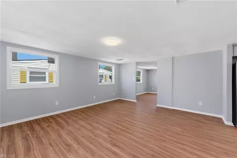 Living - 1903 Demetro Dr, Hampton, VA 23663 photo 4 of 4