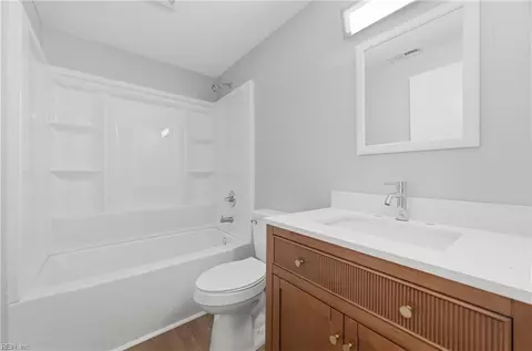 Bath - 1903 Demetro Dr, Hampton, VA 23663 photo 2 of 2