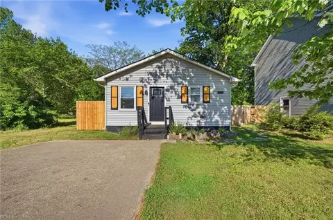 813 Mullen Rd #A, Chesapeake, VA 23320