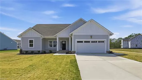 6015 Sam Callis Cir, Suffolk, VA 23435