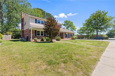 Exterior - 100 Horseshoe Lndg, Hampton, VA 23669 photo 5 of 12