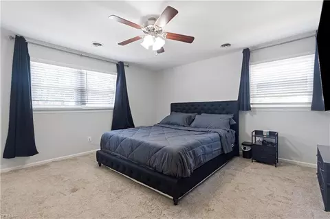 Bedroom - 100 Horseshoe Lndg, Hampton, VA 23669 photo 1 of 5