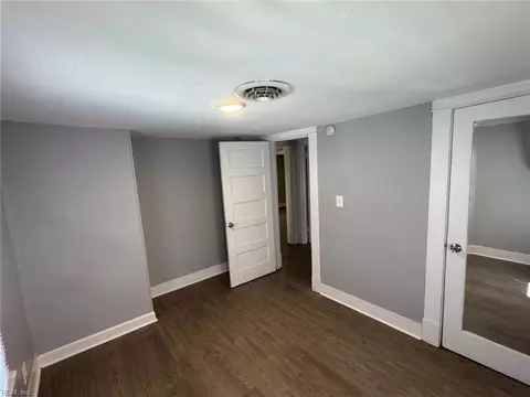 Bedroom - 2712 Kecoughtan Rd, Hampton, VA 23661 photo 1 of 3