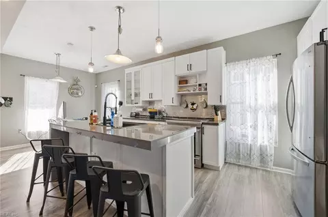 726 W 35th St, Norfolk, VA 23508