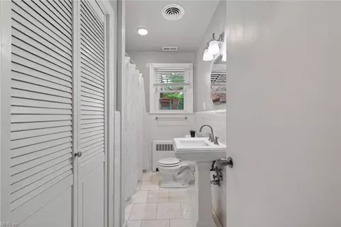 Bath - 163 Evans St, Norfolk, VA 23503 photo 1 of 3