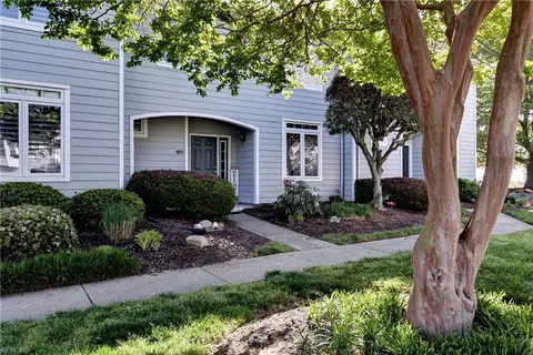 1039 Porte Harbour Arch Arch, Hampton, VA 23664