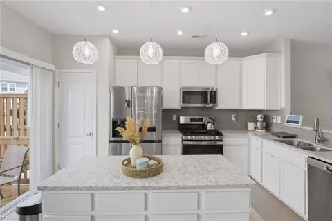 Kitchen - 215 Runnel St, Hampton, VA 23666 photo 2 of 3