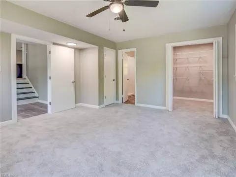 Bedroom - 9 Riverdale Dr, Hampton, VA 23666 photo 4 of 8