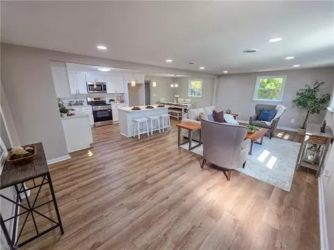 1901 Tyndall Cir, Hampton, VA 23663