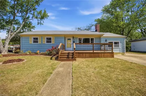 1802 Sunset Dr, Norfolk, VA 23503
