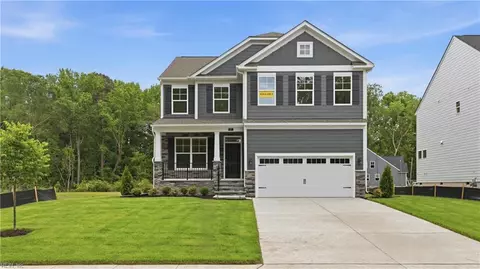 11 Valmoore Dr, Poquoson, VA 23662