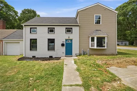 15 Langston Blvd, Hampton, VA 23666