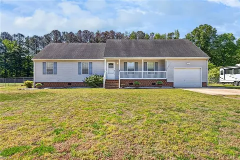 1513 Glen Haven Dr, Suffolk, VA 23437