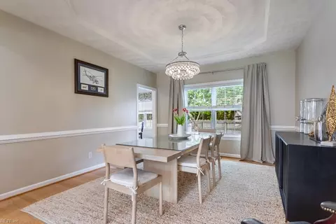 Dining - 818 Brookside Arch Arch, Chesapeake, VA 23322 photo 2 of 4