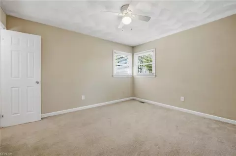 Bedroom - 2802 Bending Oak Dr, Hampton, VA 23666 photo 4 of 4