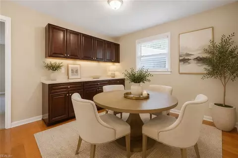 Dining - 2802 Bending Oak Dr, Hampton, VA 23666 photo 1 of 1