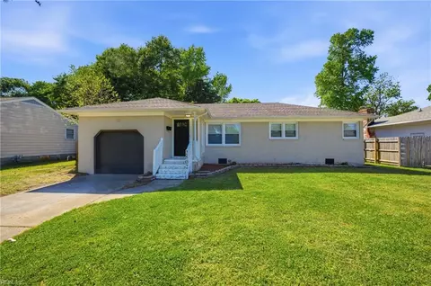 Exterior - 2802 Bending Oak Dr, Hampton, VA 23666 photo 8 of 8