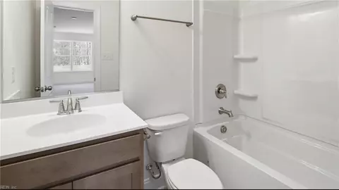 Entry Way - 6330 Kellys Pl, Gloucester, VA 23061 photo 10 of 10