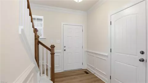 Entry Way - 6330 Kellys Pl, Gloucester, VA 23061 photo 2 of 10