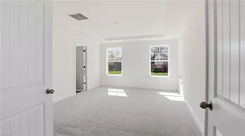 Bedroom - 6330 Kellys Pl, Gloucester, VA 23061 photo 6 of 11