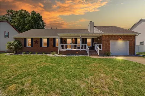 3904 Forresthills Dr, Portsmouth, VA 23703