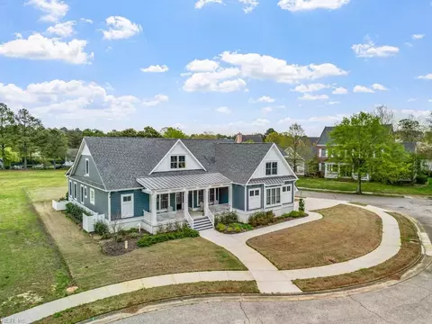 2 Moon Ct, Cape Charles, VA 23310