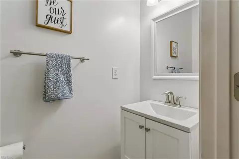 Bath - 2028 Merrick Dr, Hayes, VA 23072 photo 5 of 6