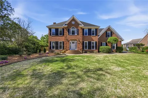 203 Starboard Ct, Elizabeth City, NC 27909