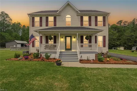 8840 Tunstall Rd, New Kent, VA 23124