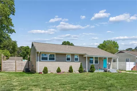 Exterior - 6 Barnes Ct, Hampton, VA 23664 photo 11 of 12