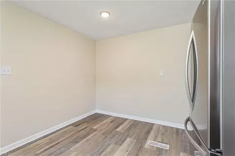 Other - 6 Barnes Ct, Hampton, VA 23664 photo 1 of 4