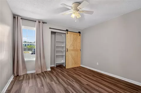 Bedroom - 9 Inlandview Dr #A, Hampton, VA 23669 photo 1 of 2