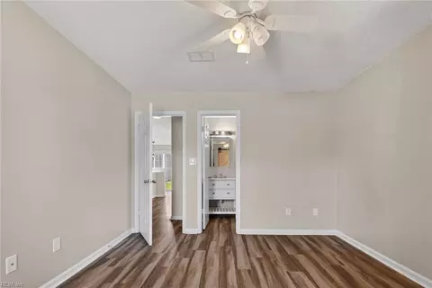 Bedroom - 9 Inlandview Dr #A, Hampton, VA 23669 photo 2 of 2