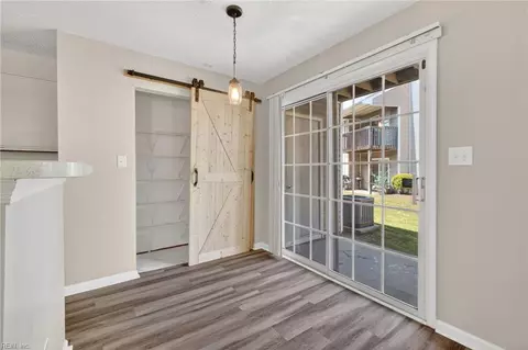 Entry Way - 9 Inlandview Dr #A, Hampton, VA 23669 photo 1 of 2