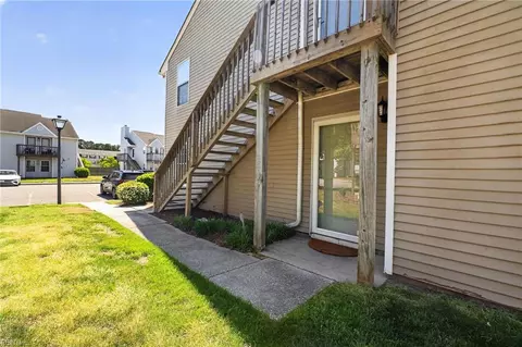 Exterior - 9 Inlandview Dr #A, Hampton, VA 23669 photo 1 of 4