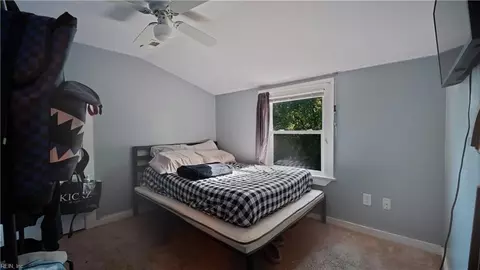 Bedroom - 454 Algonquin Rd, Hampton, VA 23661 photo 1 of 6