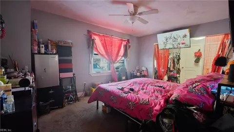 Bedroom - 454 Algonquin Rd, Hampton, VA 23661 photo 5 of 6