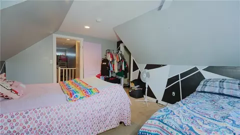 Bedroom - 454 Algonquin Rd, Hampton, VA 23661 photo 4 of 6