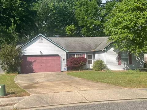 32 George Ct, Hampton, VA 23663