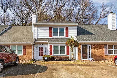 4 Covenant Ct, Hampton, VA 23666
