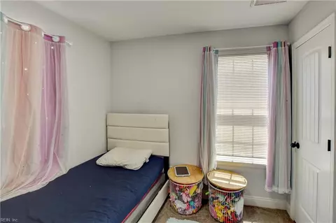Bedroom - 7 N Semple St, Hampton, VA 23663 photo 6 of 6
