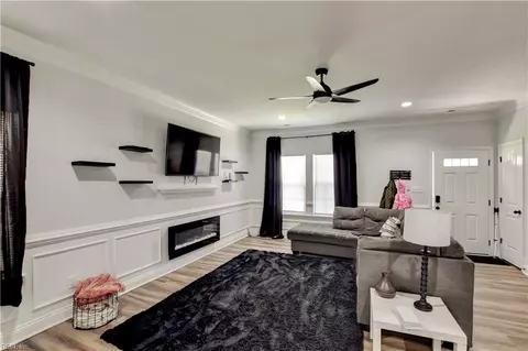 Other - 7 N Semple St, Hampton, VA 23663 photo 3 of 7