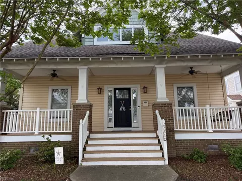 9546 1st View St, Norfolk, VA 23503