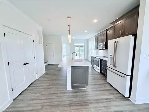 Entry Way - 1076 Mesa Loop, Chesapeake, VA 23320 photo 1 of 2