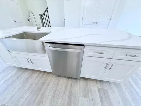Kitchen - 1074 Mesa Loop, Chesapeake, VA 23320 photo 6 of 6