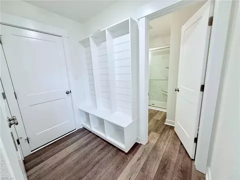 Entry Way - 1074 Mesa Loop, Chesapeake, VA 23320 photo 2 of 3