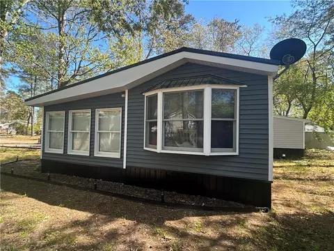 Exterior - 592 Pelican Ct, Accomack County, VA 23395 photo 2 of 5