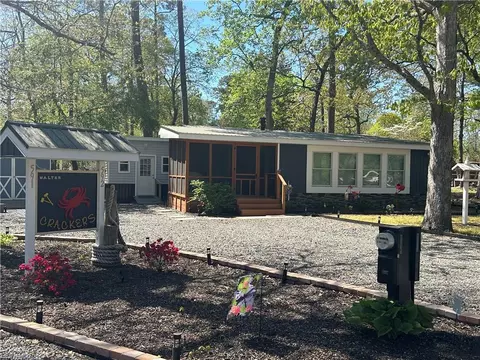 592 Pelican Ct, Accomack County, VA 23395
