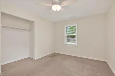 Bedroom - 211 Courtney Dr, Hampton, VA 23669 photo 6 of 7