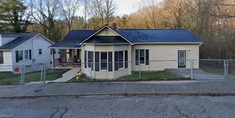 419 Craig St, Norton, VA 24273
